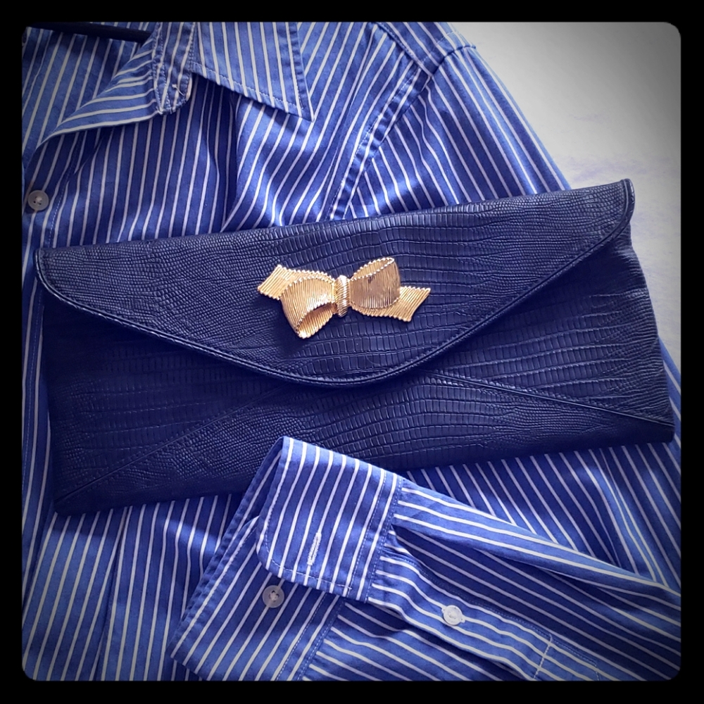 Lilly Pulitzer Navy/Gold Alligator Envelope Clutch